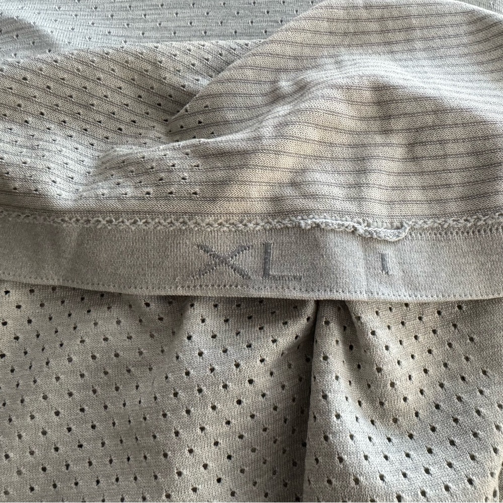 lululemon athletica Long Sleeve Tee in Light Gray - Picture 9 of 10